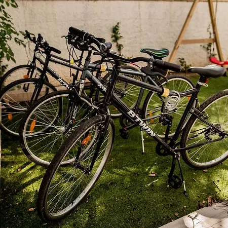 La Familia, Zadar, Vila