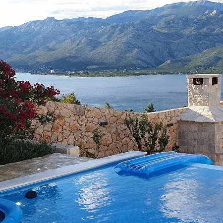 La Familia-Peaceful Villa, Private Pool, Sea And Velebit View 빌라